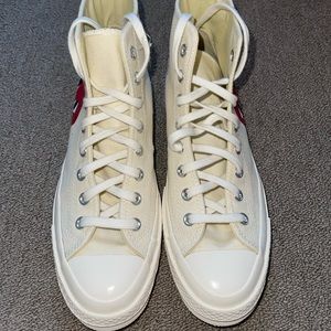 Comme des Garçons PLAY Converse